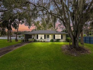 713 Dempsey Ave, Sebastian, FL 32958