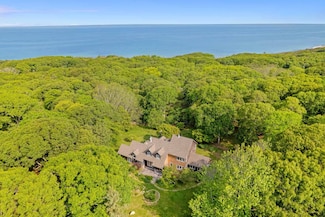 179 Tisbury Ln E, West Tisbury, MA 02575