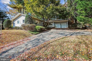 9005 Marseille Dr, Potomac, MD 20854