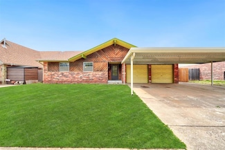601 S Avery St, Moore, OK 73160