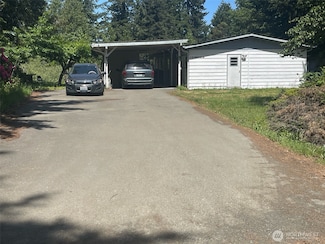 91 E South Lake Dr, Shelton, WA 98584