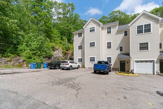142 Summit St Unit 142, Norwich, CT 06360
