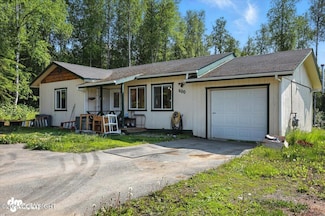 600 E Strathclyde Ln, Wasilla, AK 99654
