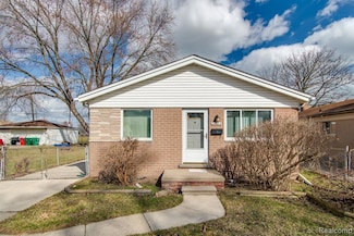 24584 Brittany Ave, Eastpointe, MI 48021