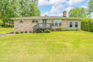 106 Wright Ln, Harriman, TN 37748
