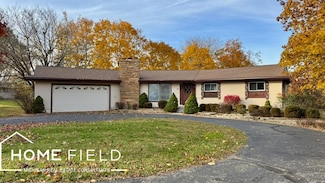 608 Ridgeview Dr, Corunna, MI 48817