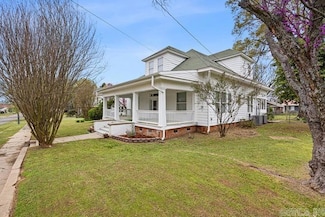 405 Avenue 1 NE, Atkins, AR 72823