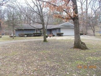 2093 Grand Detour Rd, Dixon, IL 61021