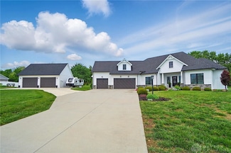 2832 Lucy Ln, Waynesville, OH 45068