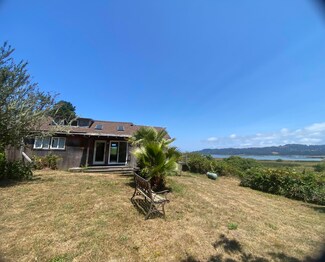 53 Dandy Bills Ln, Loleta, CA 95551