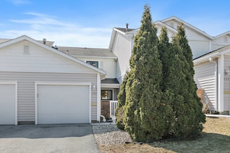 735 Shoreline Cir Unit 83B, Schaumburg, IL 60194