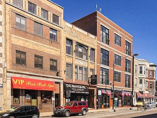 3345 N Clark St Unit 3, Chicago, IL 60657