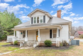 1373 Tom Stevens Rd, Siler City, NC 27344