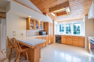 489 Sunset Ln, Willow Creek, CA 95573