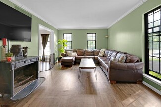 1069 Rainbow Cir, Elmer, NJ 08318