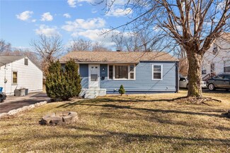 5950 Evergreen Blvd, Saint Louis, MO 63134