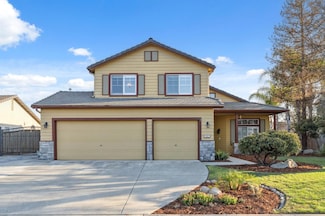 883 E Willow Cir, Hanford, CA 93230