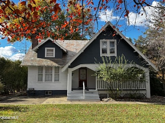 226 N Greenbush Rd, Troy, NY 12180