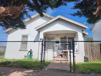113 & 115.5 E 5th St, Portales, NM 88130