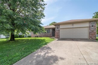 1537 Deadra Dr, Lebanon, MO 65536