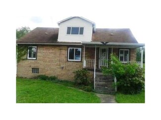 300 Cherry St, Mount Pleasant, PA 15666