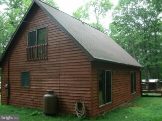 151 Endicott St, Bruceton Mills, WV 26525