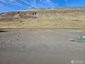 561 Bridgeview Dr Unit Lot 3, Vantage, WA 98950