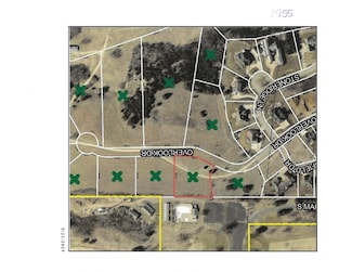 1955 Overlook Dr, Salina, KS 67401