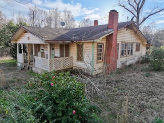 4537 Old Grove Hill Rd, Grove Hill, AL 36451