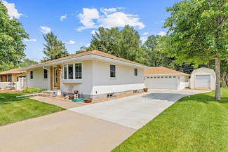 1730 Atlantic St, Saint Paul, MN 55109