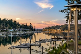 2916 Horsehead Bay Dr NW, Gig Harbor, WA 98335
