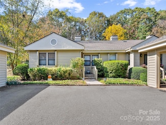 3901 Trinity Ct, Asheville, NC 28805