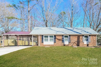 10205 Arbordale Ave, Charlotte, NC 28215
