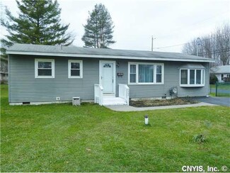 202 Esther St, Minoa, NY 13116