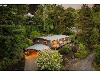 4416 SW Chesapeak Ave, Portland, OR 97239