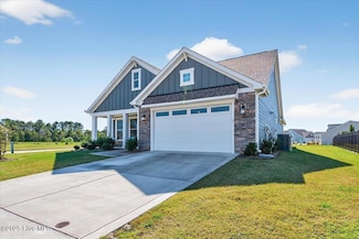 7334 Oakland Country Ct, Winnabow, NC 28479