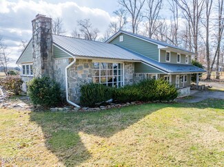 2409 Reichart Rd, Bloomsburg, PA 17815