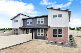 2907 Bandit Ln, Caldwell, ID 83605