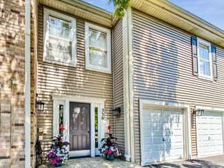 530 River Front Cir Unit 607, Naperville, IL 60540