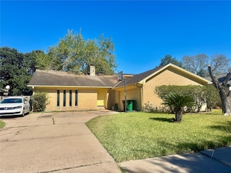 9114 Spellman Rd, Houston, TX 77031