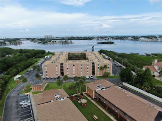 12760 Indian Rocks Rd Unit 909, Largo, FL 33774