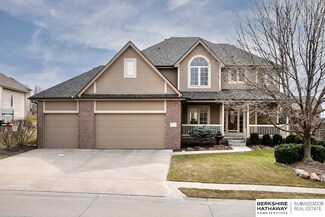 17121 Burdette St, Omaha, NE 68116