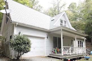 29 Comfort Rd, Sylva, NC 28779