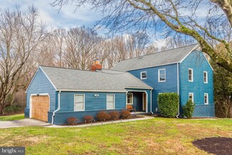5666 Chamblis Dr, Clarksville, MD 21029