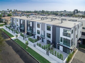 4730 Vantage Ave, Los Angeles, CA 91607
