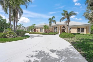 8 Dominica Dr, Englewood, FL 34223
