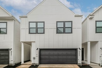 2353 Hoskins Dr, Houston, TX 77080