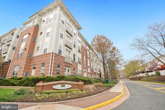 2791 Centerboro Dr Unit 186, Vienna, VA 22181