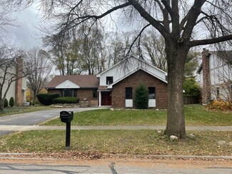 610 Thornapple Dr, Naperville, IL 60540