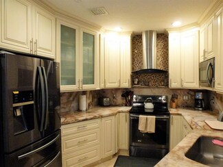 4401 Crystal Lake Dr Unit 305, Deerfield Beach, FL 33064